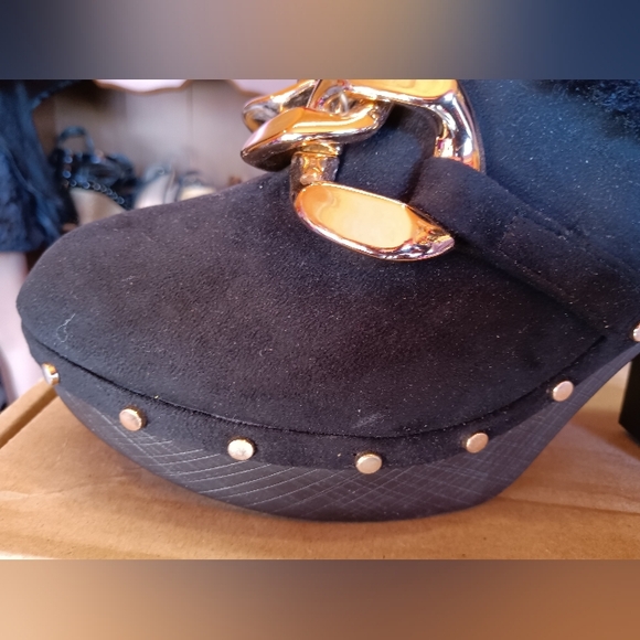 High heel clogs - Picture 4 of 7